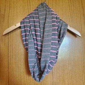😎 Pink and Gray Striped Infinity Scarf